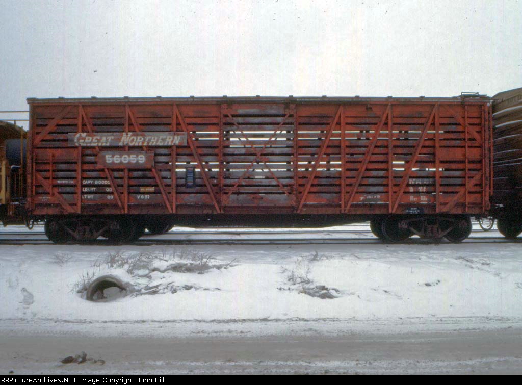 1131-35 GN 56059 at BN Lyndale Yard