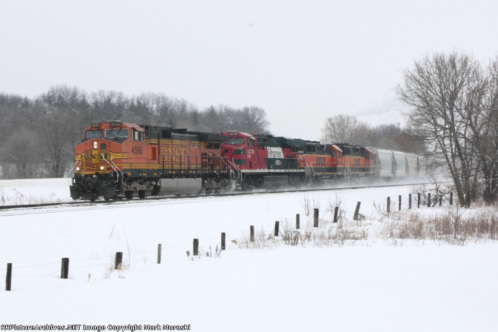 BNSF 4590