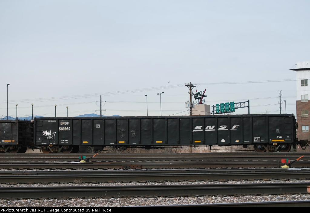 BNSF 518562
