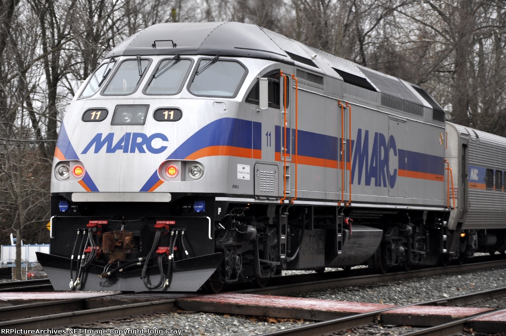 MARC 11(MP36PH-3C) on a solo revenue run