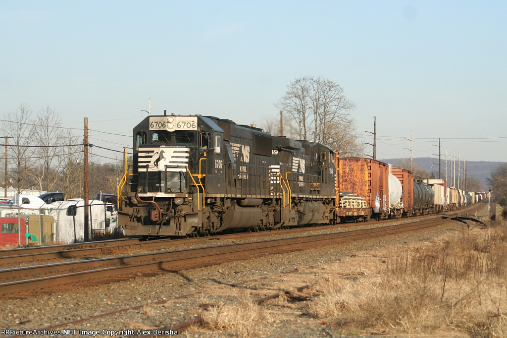NS 6706 38G