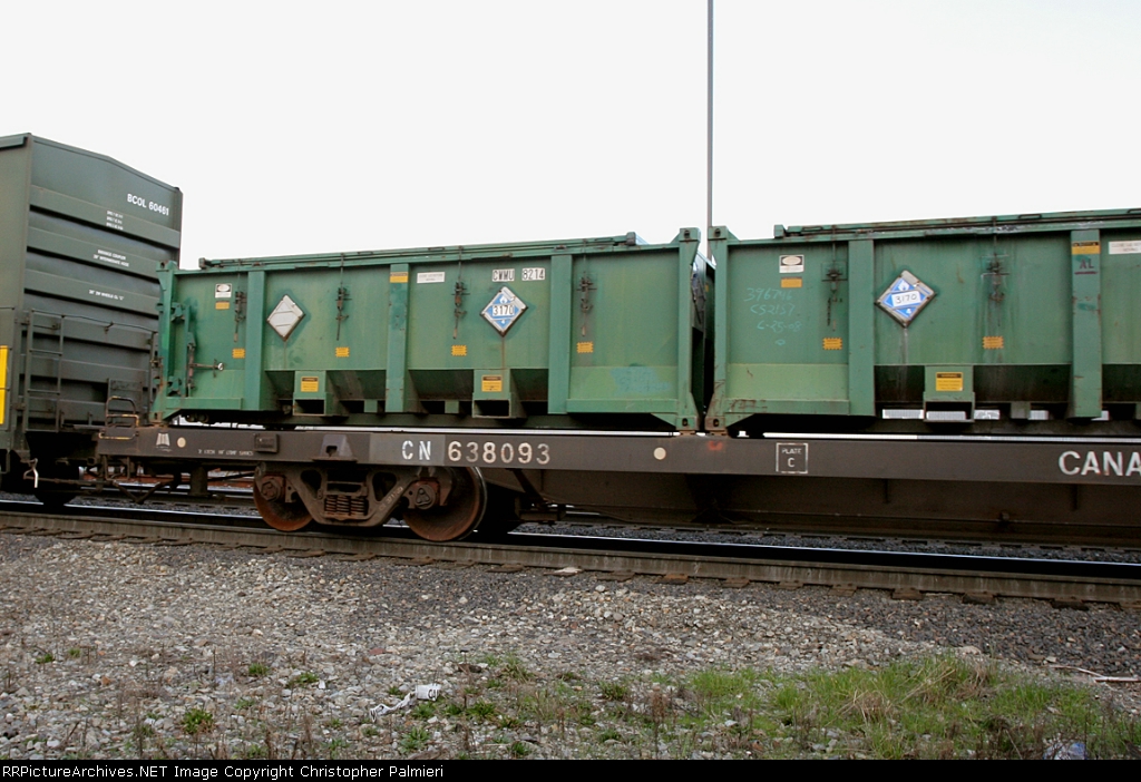 CWMU 8214 on CN 638093