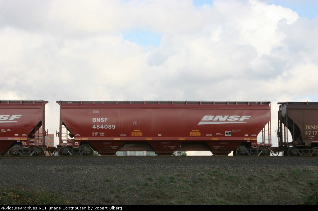 BNSF 484089