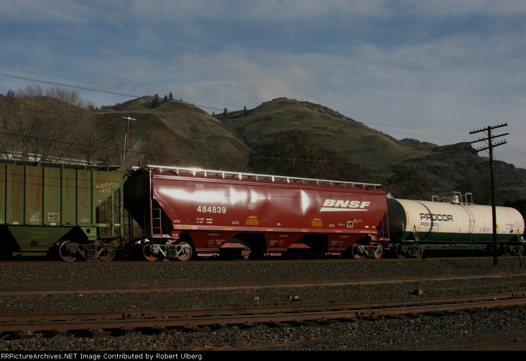 BNSF 484839