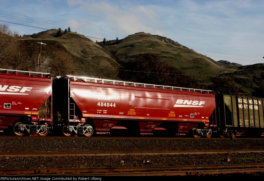 BNSF 484844