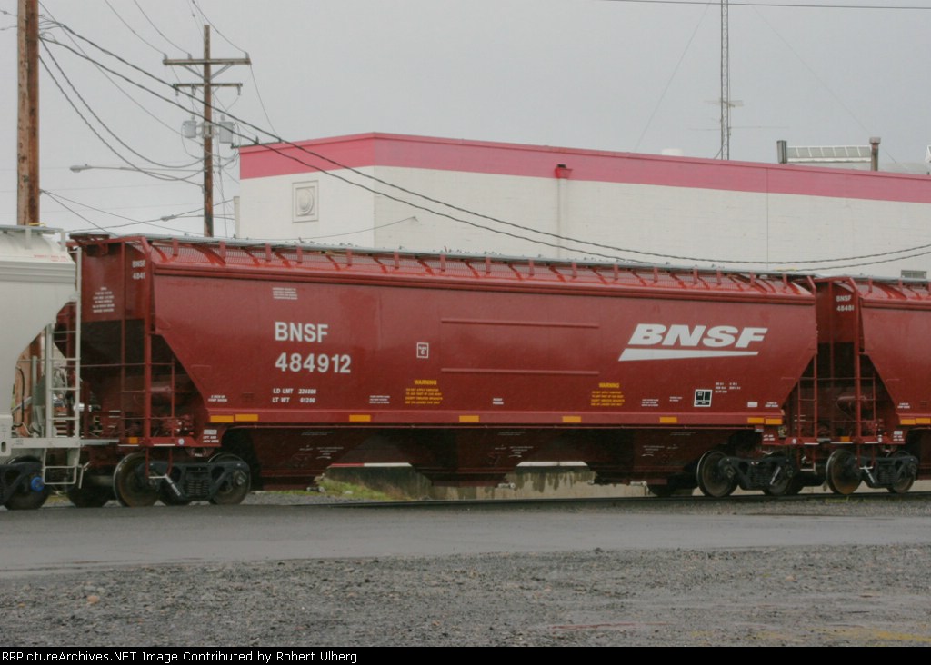 BNSF 484912