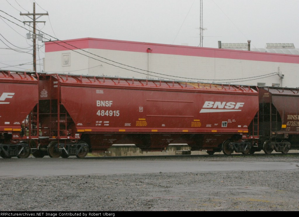 BNSF 484915