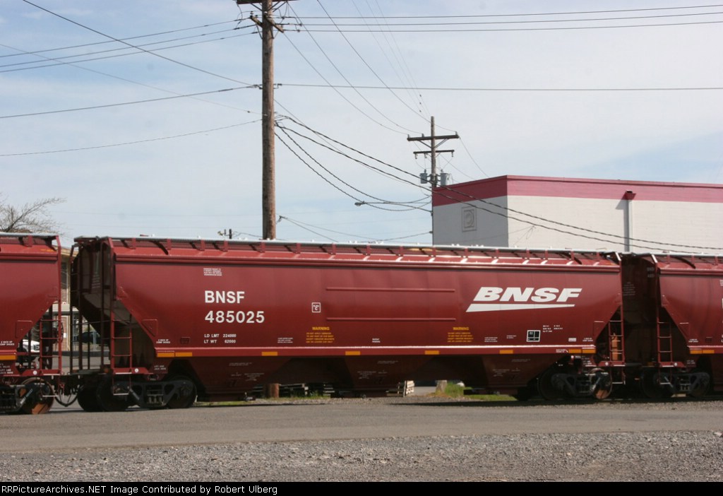 BNSF 485025