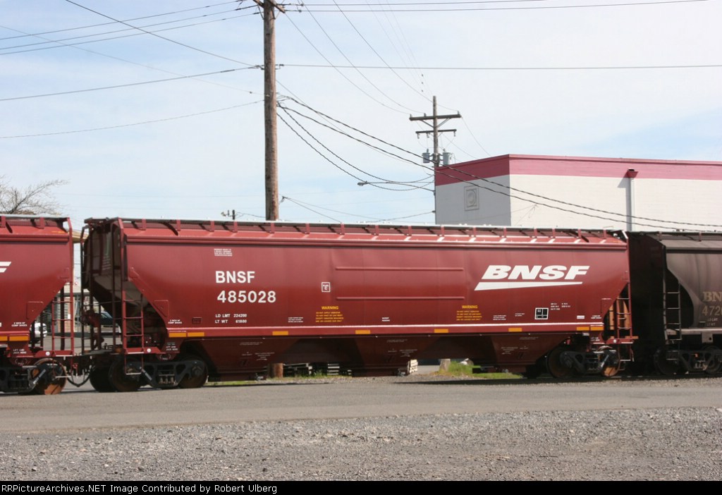 BNSF 485028