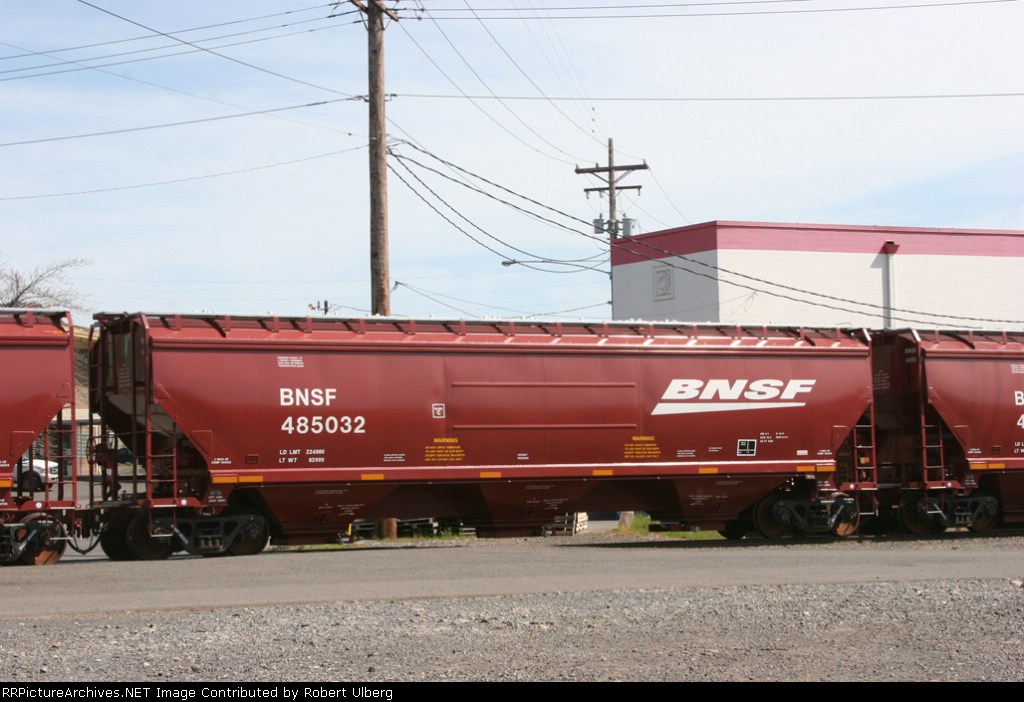 BNSF 485032