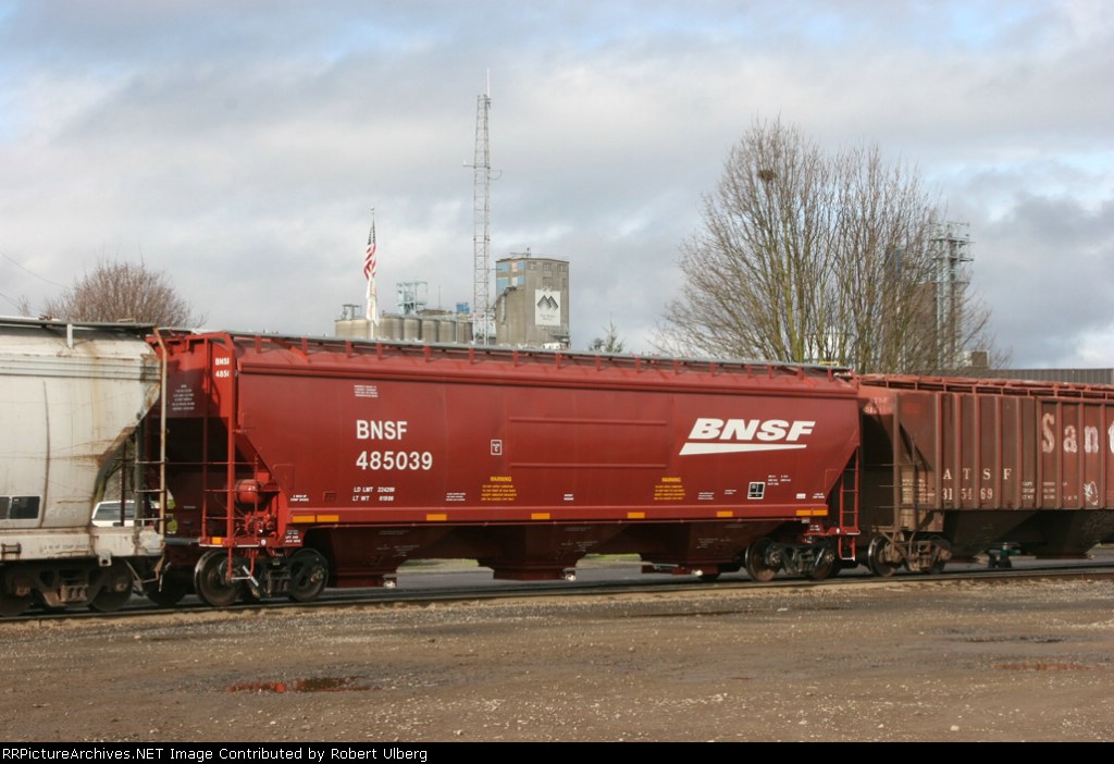BNSF 485039