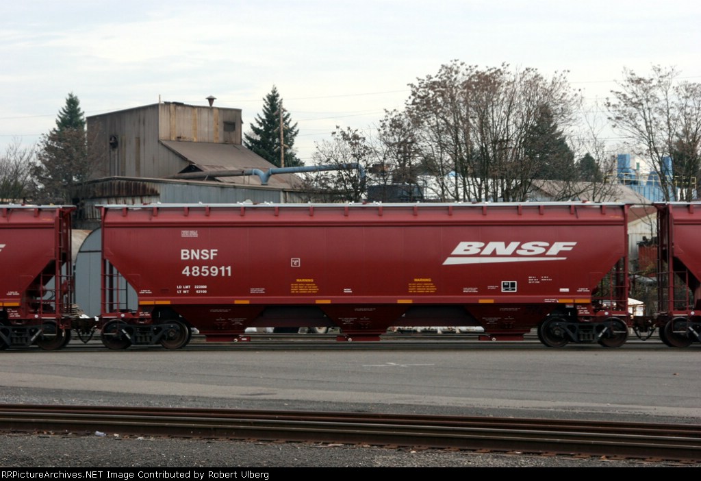 BNSF 485911