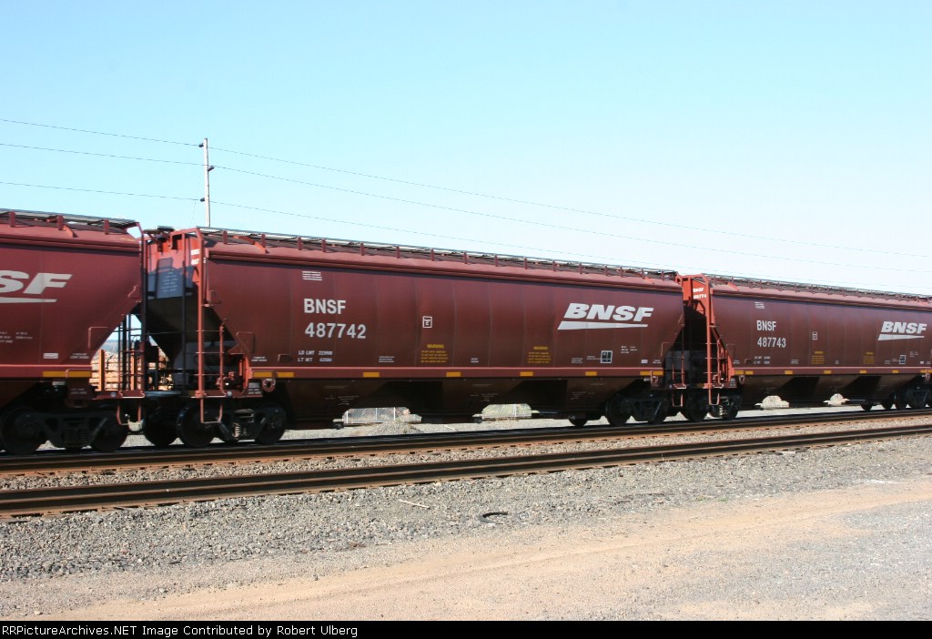 BNSF 487742