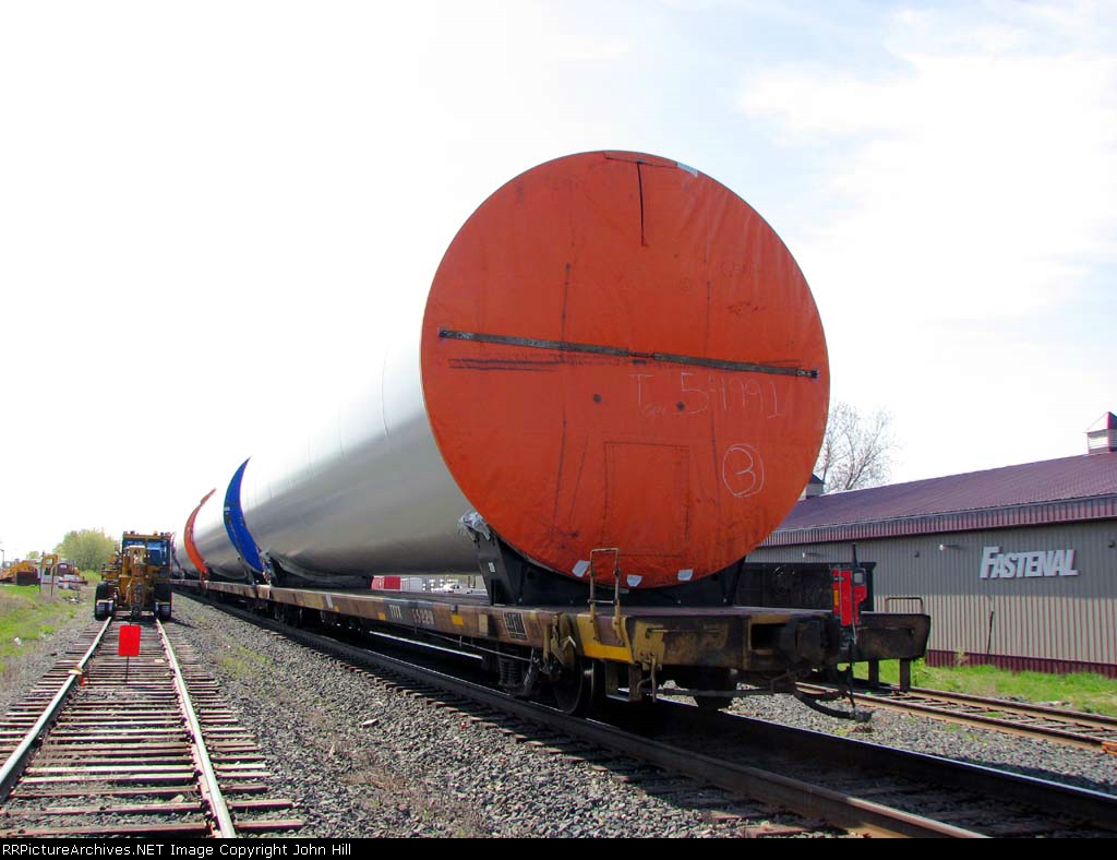 100418027 Eastbound CP Wind Turbine (Windmill) Train