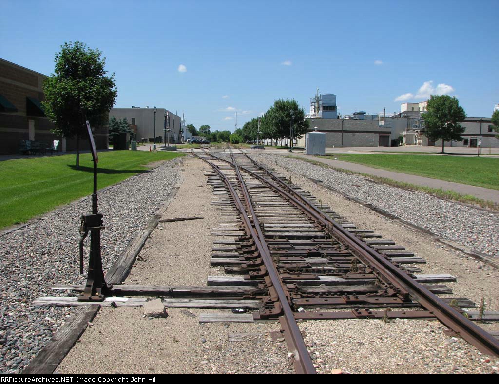 100620009 BNSF Dormant Monticello Sub. R-O-W Documentary