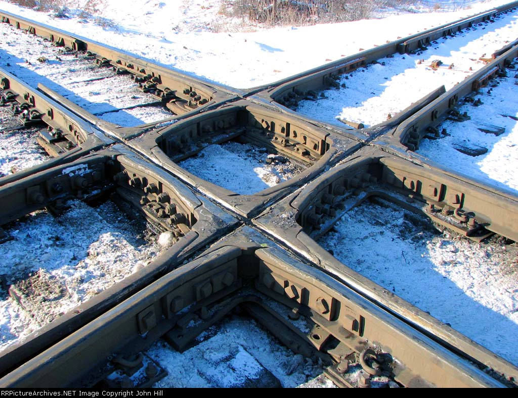 101201005 Diamond Crossing Of CP ex-SOO Paynesville Sub. & BNSF Monti Sub.