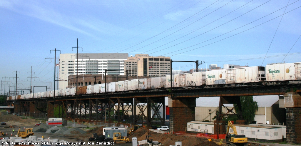 Tropicana cars over the high line