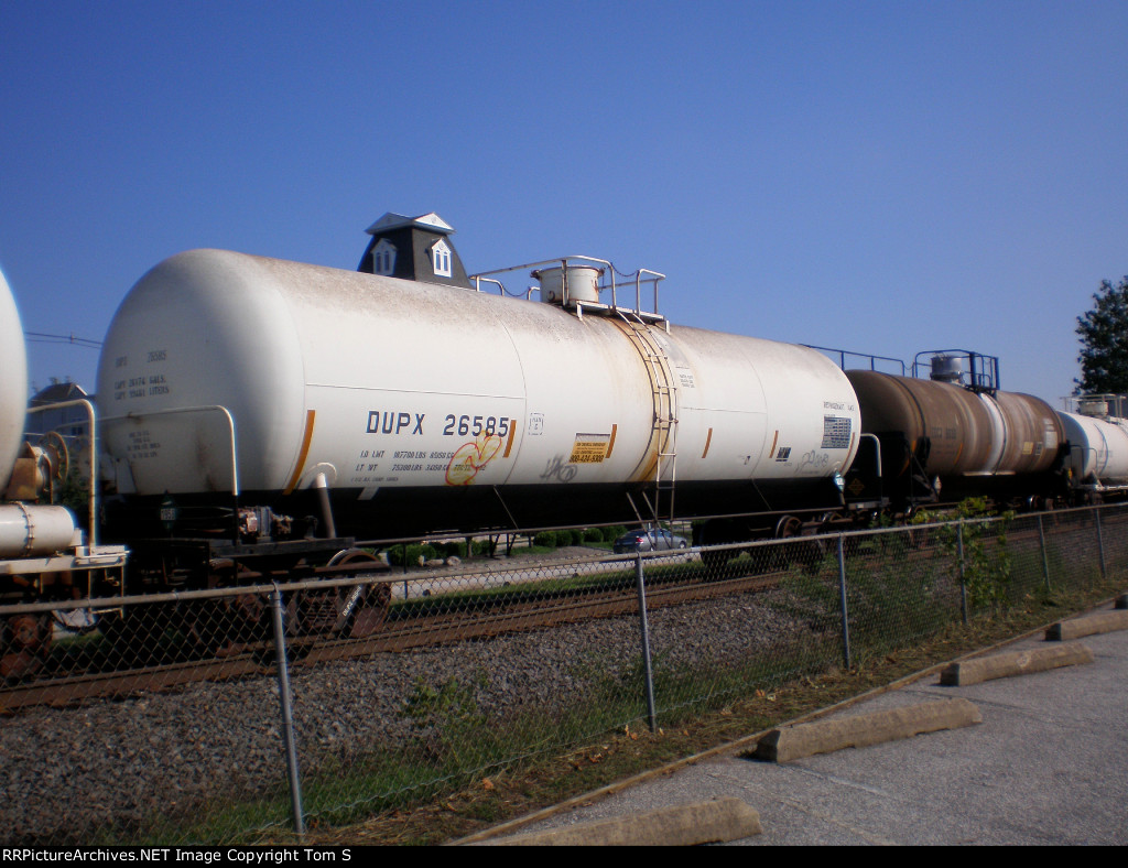 DUPX 26585