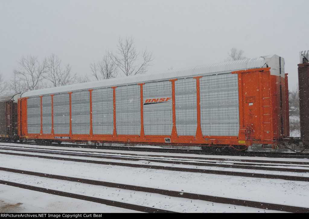 TTGX 953012 - BNSF 27896 (2)