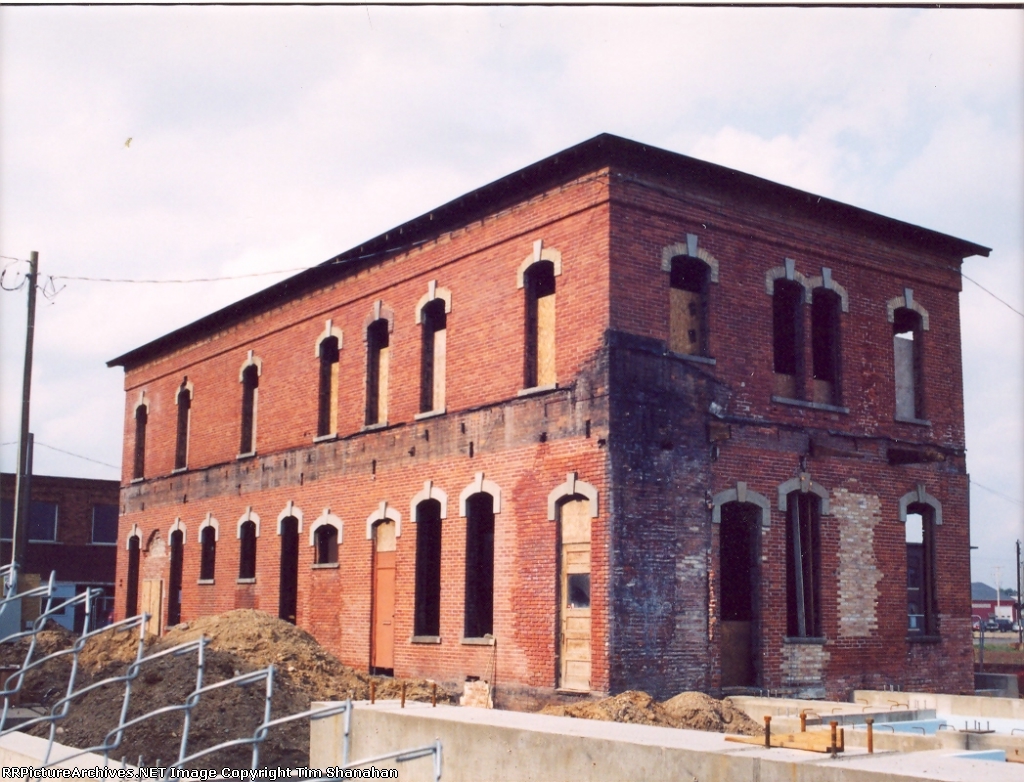 GRI depot gutted  close up