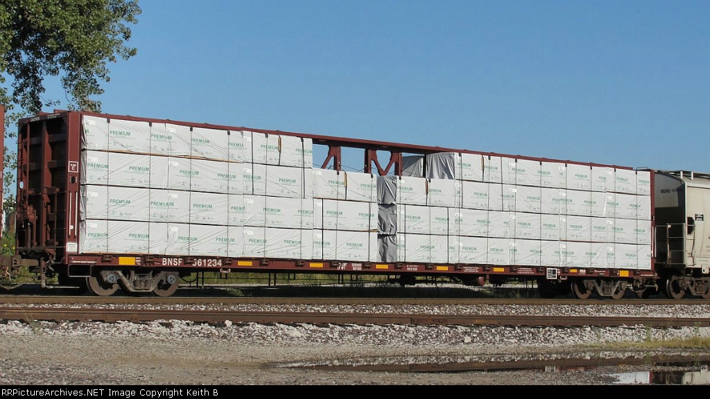 BNSF 561234