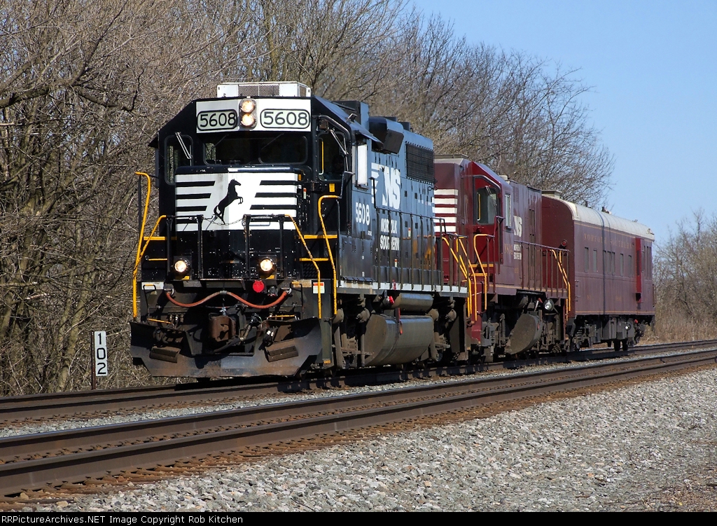 Track Geometry Train