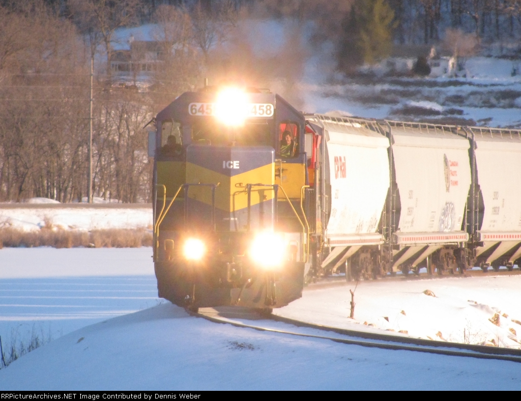 ICE 6458,  ICE's  Marquette  Sub.  