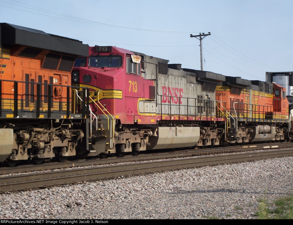 BNSF 713