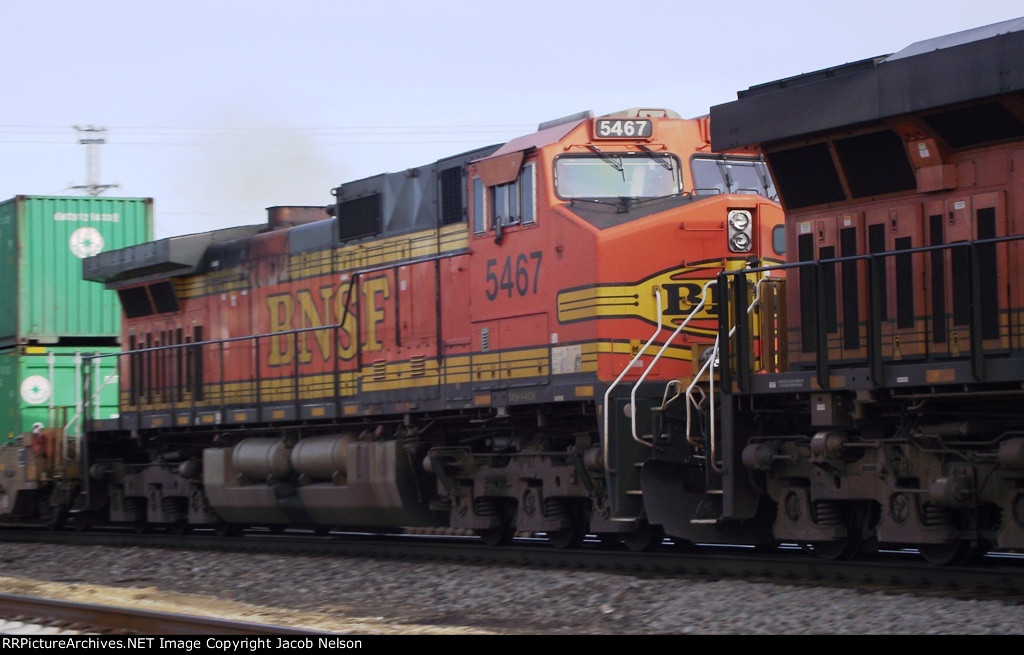 BNSF 5467