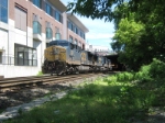 CSX Train Q425