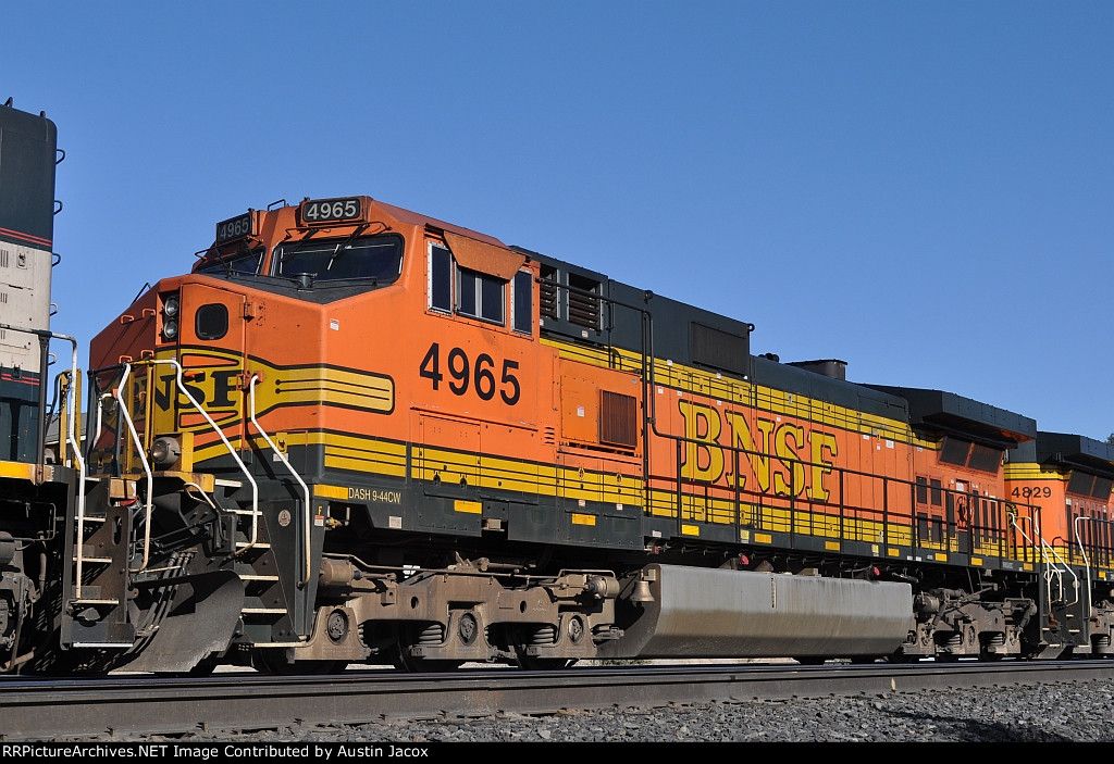 BNSF 4965