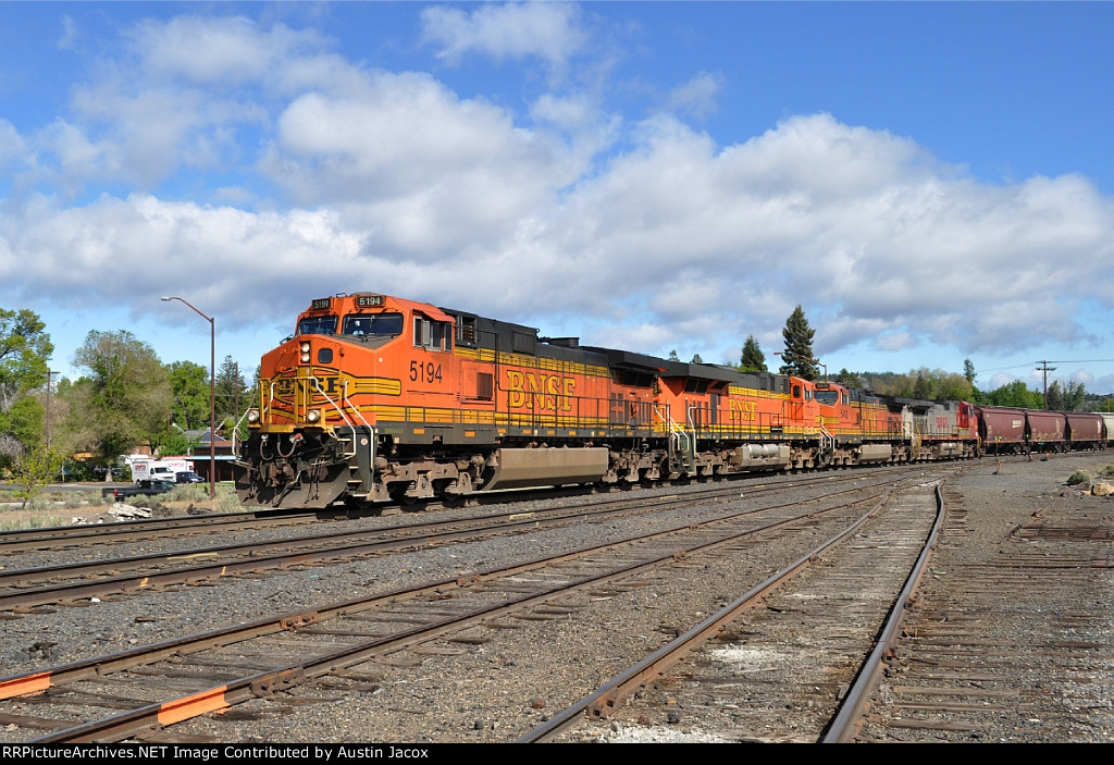 BNSF 5194