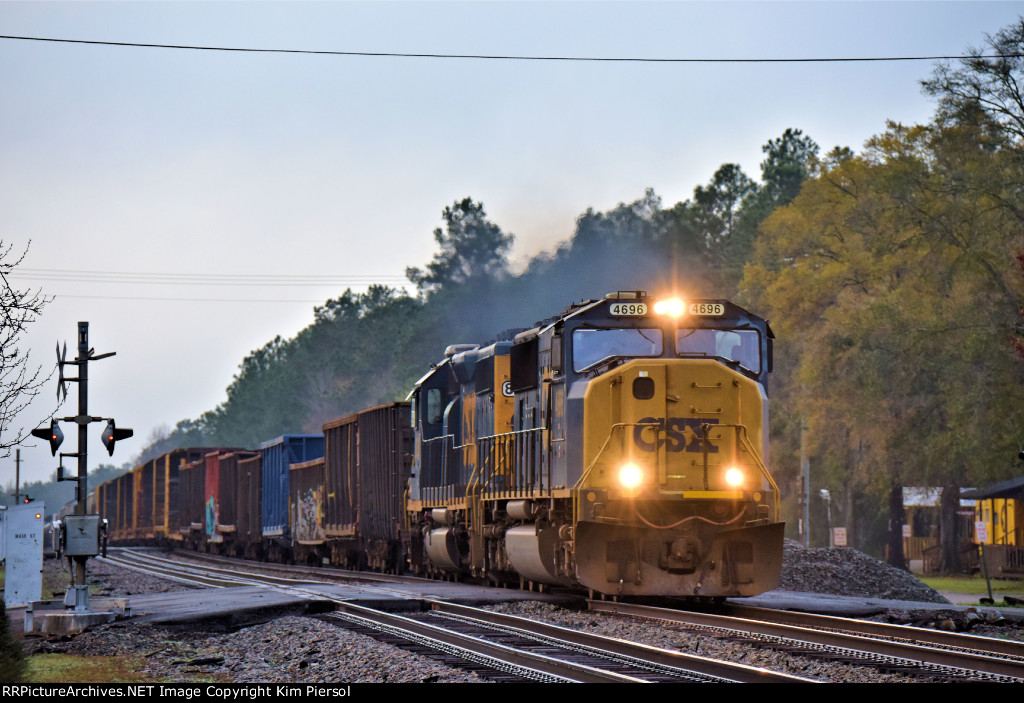 CSX 4696