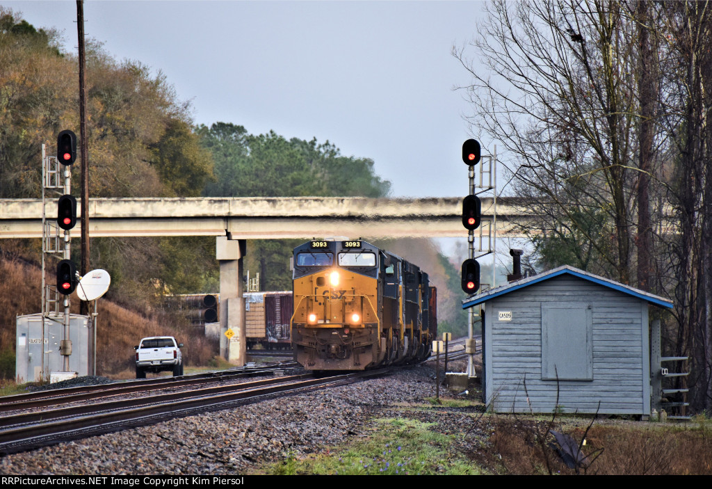 CSX 3093 Q457