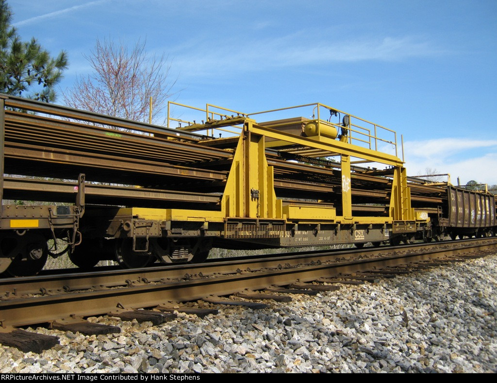 Detail shots of CSX R-1 Rail train at Cusseta, AL