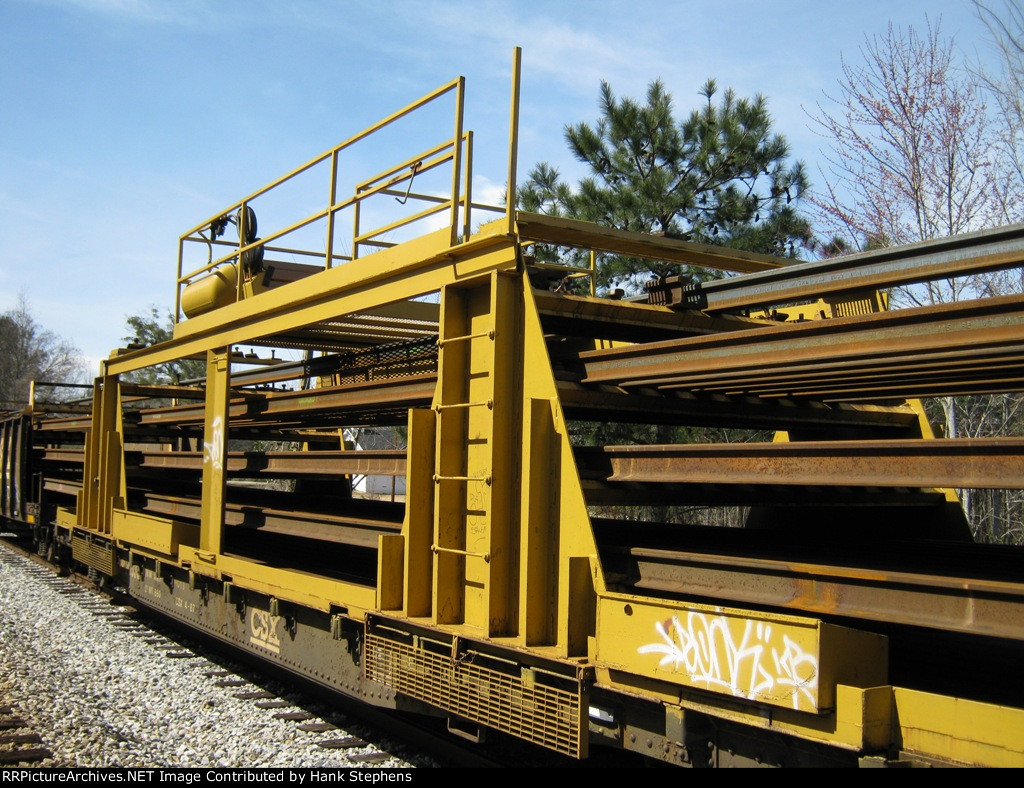 Detail shots of CSX R-1 Rail train at Cusseta, AL
