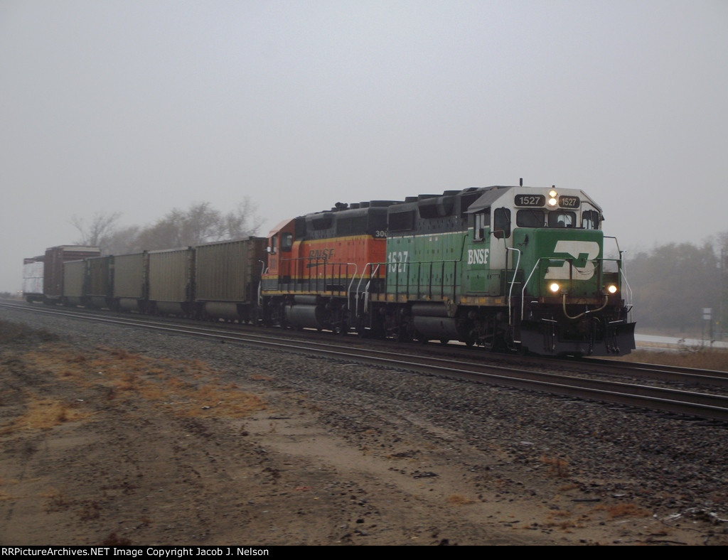 BNSF 1527