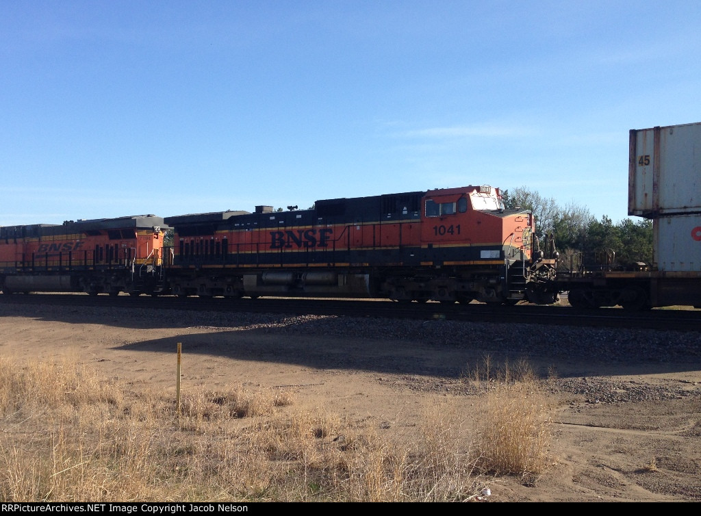 BNSF 1041