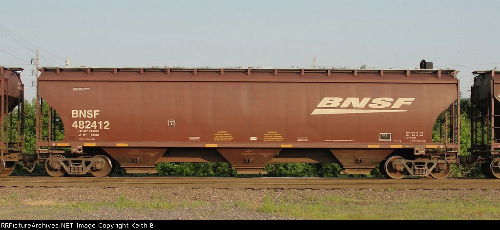 BNSF 482412