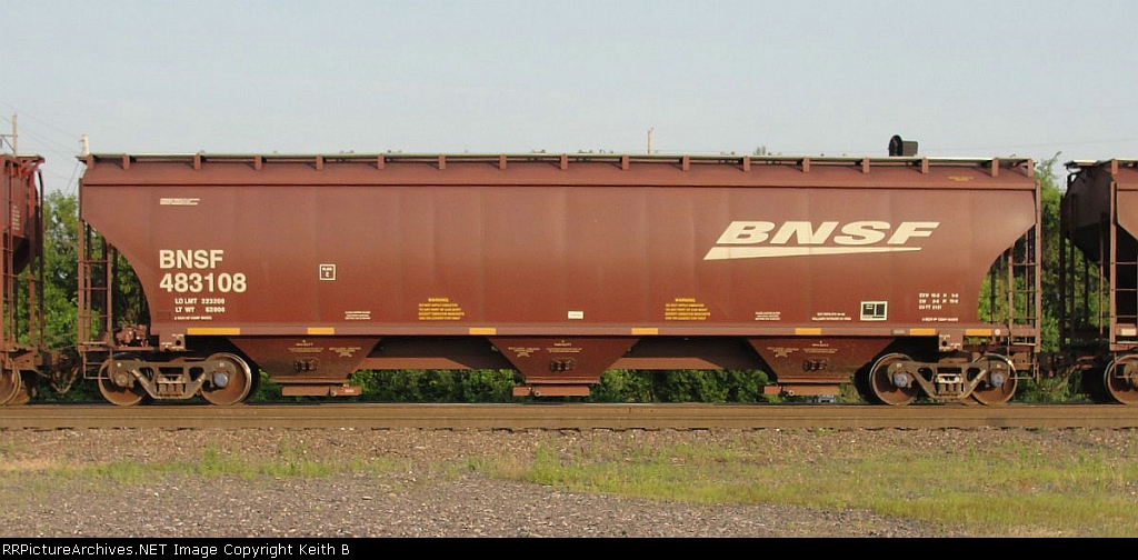 BNSF 483108