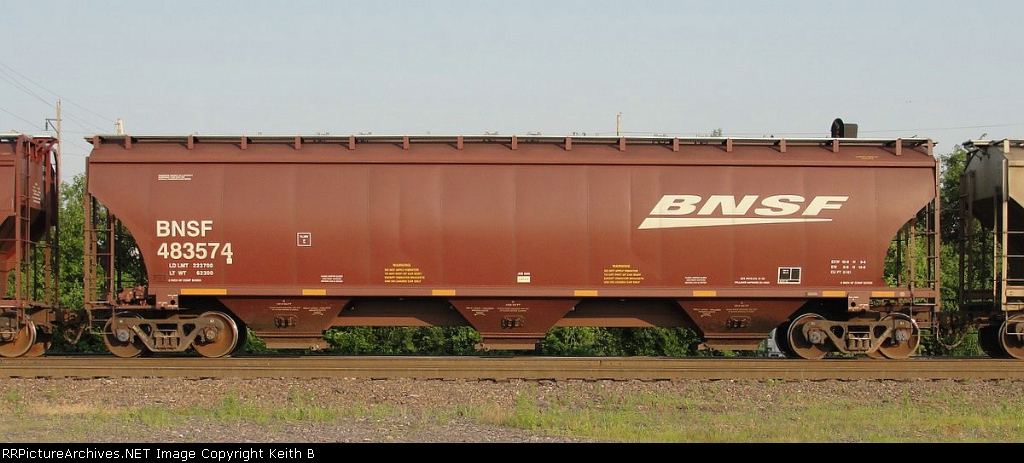 BNSF 483574