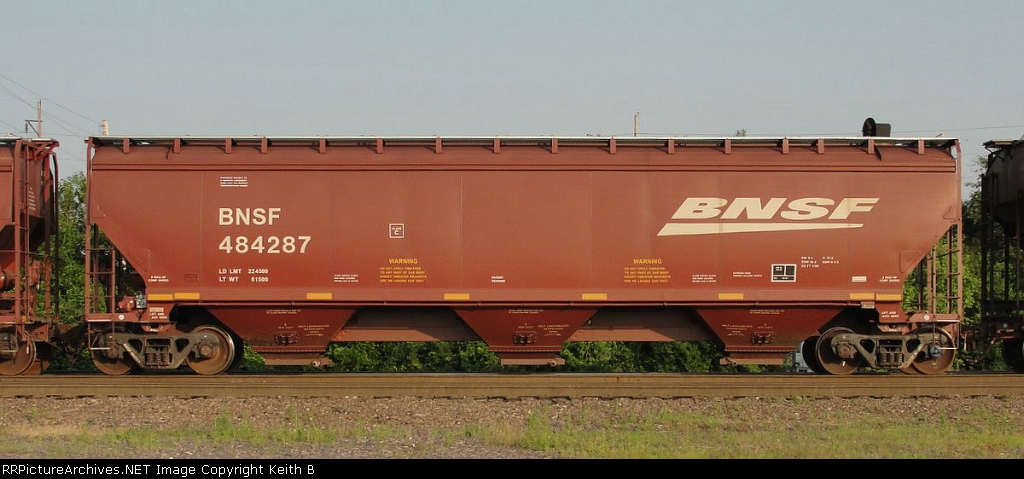 BNSF 484287