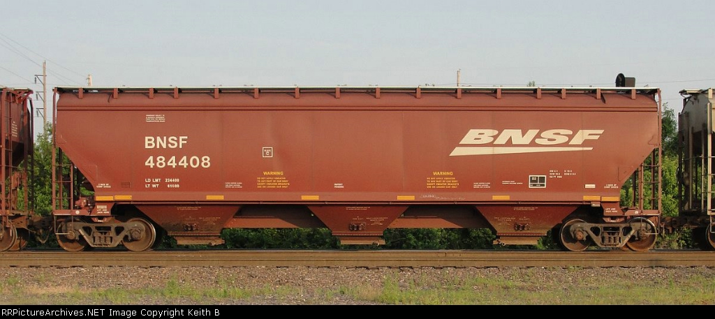 BNSF 484408
