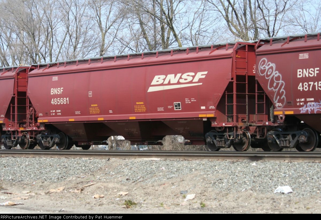 BNSF 485681