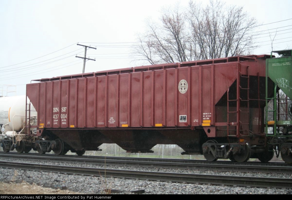 BNSF 437004