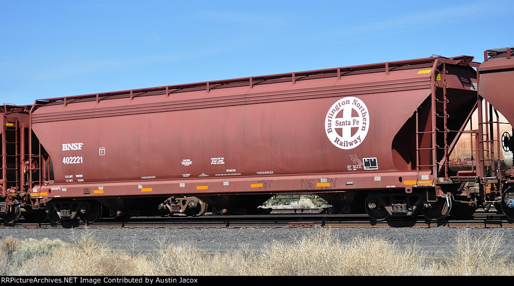BNSF 402221