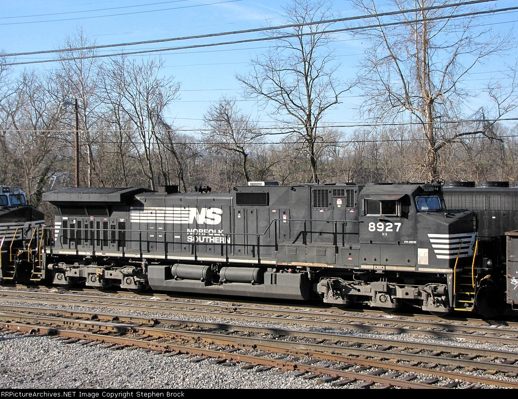 NS 8927