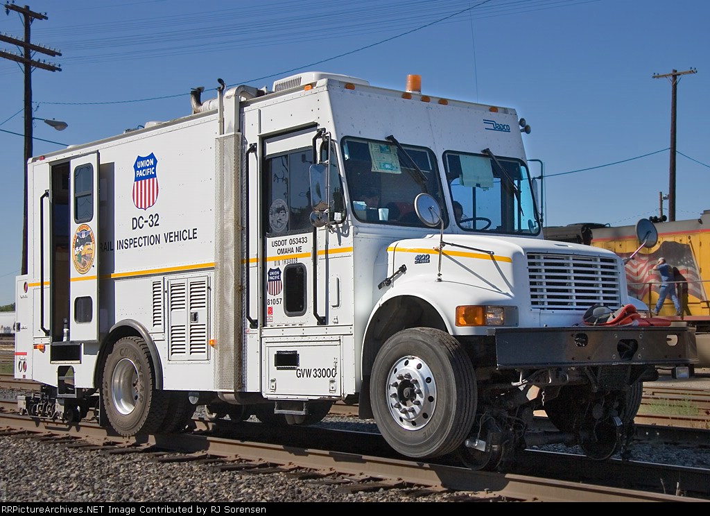 DC 32 Rail Inspection Vehicle