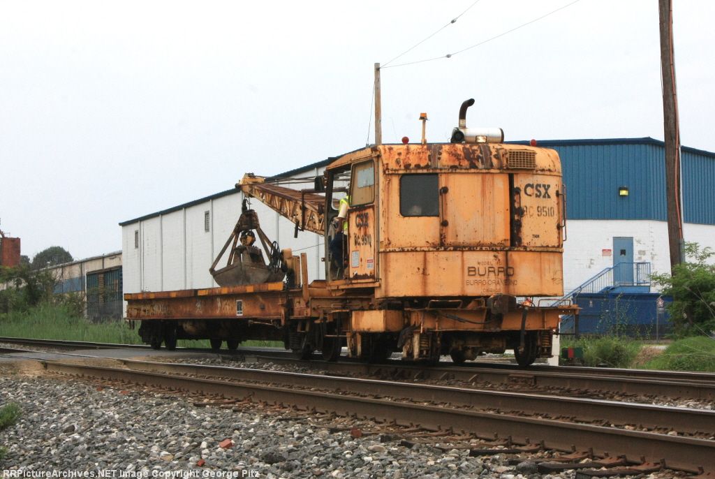 CSX Burro crane 9510