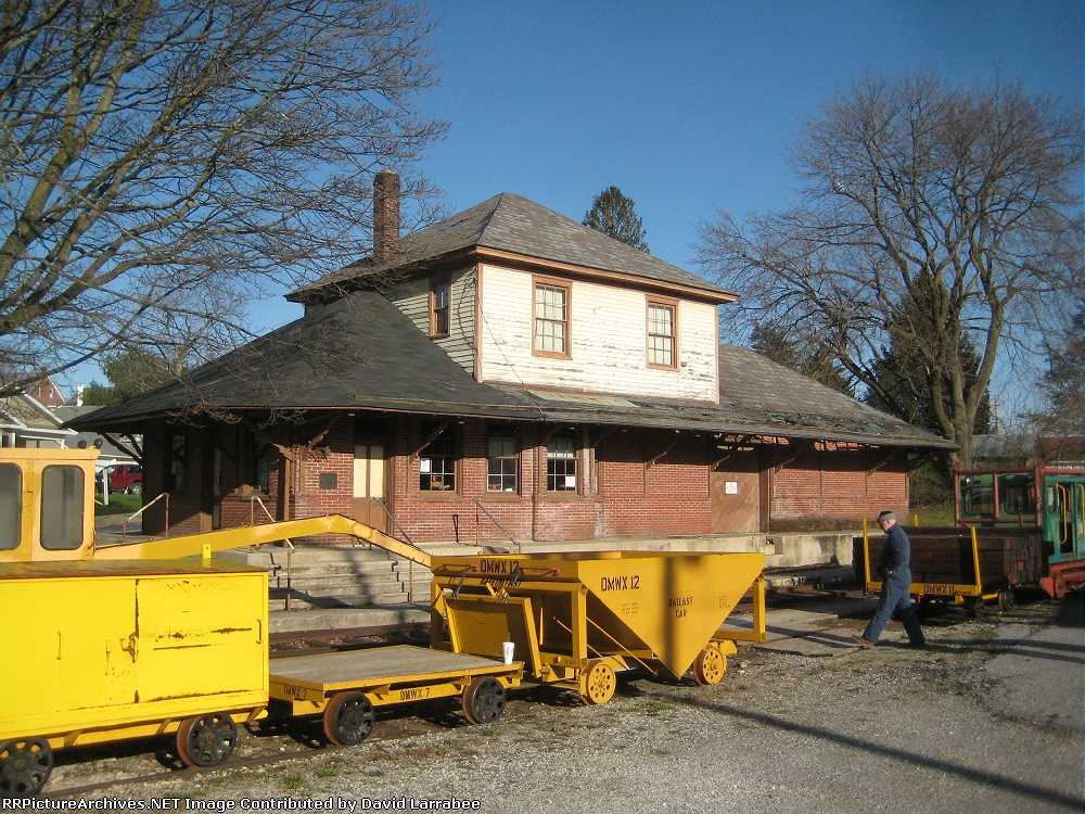 MOW waiting for work